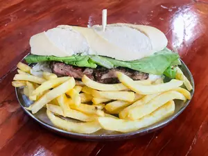 Sandwich de bife