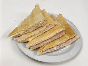 Tostado de jamon y queso