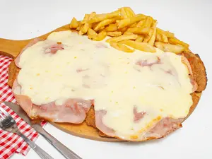Napolitana con papas fritas