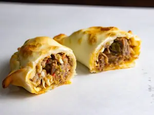 3 empanadas o canastitas a elección