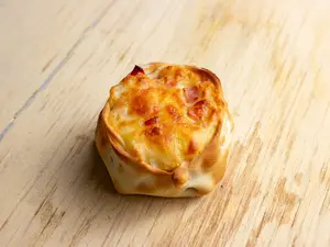 Canastita de jamón y queso