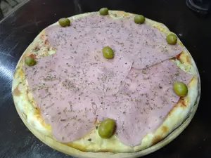 Pizza con Jamón