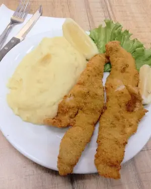 Menú del día - filet de merluza a la romana