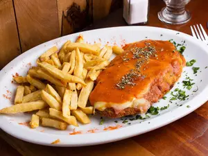Milanesa napolitana c/guarnic