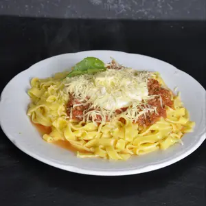 Cintas Al Huevo Con Salsa
