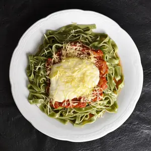 Cintas De Espinaca Con Salsa