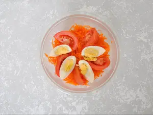 Ensalada zanahoria tomatehuevo