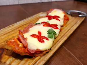 Milanesa napo chuevo frito gde