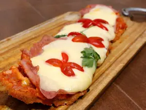 Suprema napolitana para compartir con papas