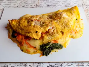 Omelette caprese