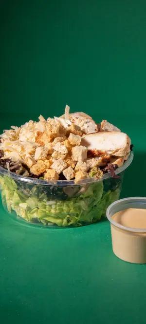Ensalada Caesar con pollo