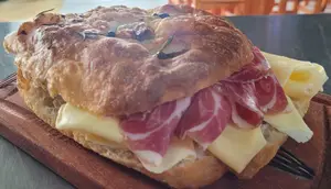 Focaccia bondiola