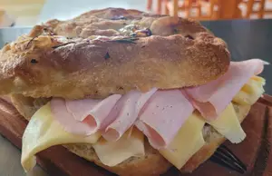 Focaccia lomo