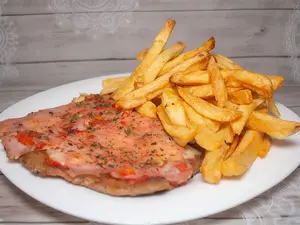 Milanesa Napolitana con fritas