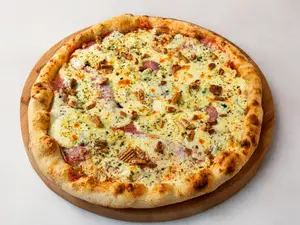 Pizza de roquefort y nueces - molde