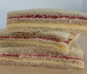 Triple de queso y salame