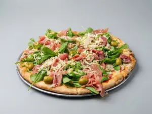18 - Pizza rúcula