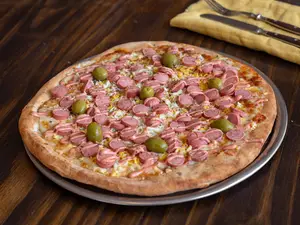21 - Pizza salchichas