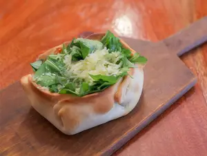 Canastita jamón crudo y rúcula