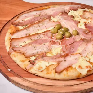 Pizza con panceta grande