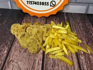 10 nuggets+ cheddar y bacon