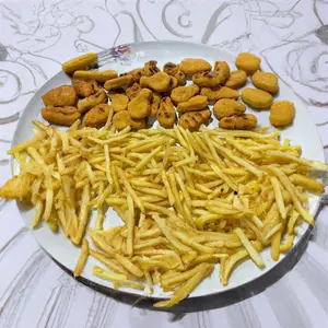 30 patitas de pollo + papas