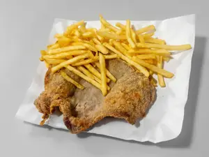 Milanesa de carne + papas