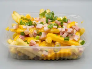 Papas cheddar, bacon y verdeo