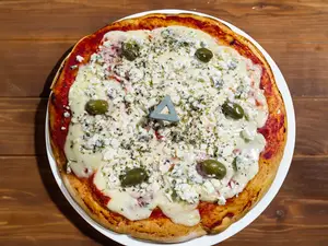Pizza De Roquefort