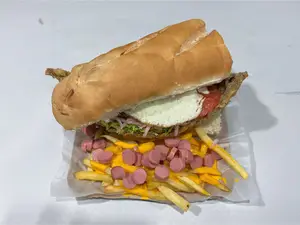 Sand + papas cheddar y sal