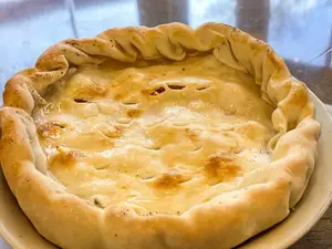 Tarta de jamón y queso