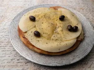 Chica Especial Provolone