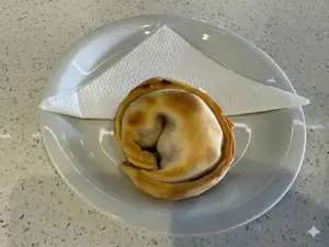 Empanada Queso y Cebolla