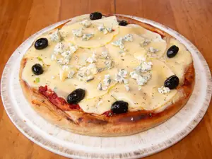 Chica Cuatro Queso