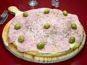 Chica Muzza Con Jamon