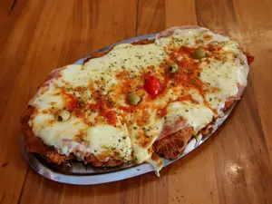 Suprema al provolone