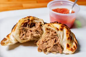 Empanada de bondiola braseada