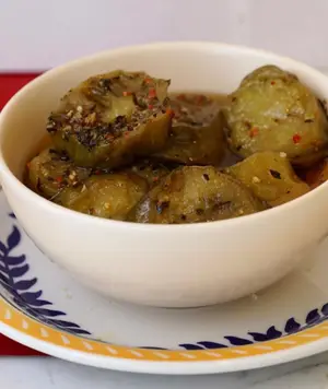 BERENJENA AL ESCABECHE