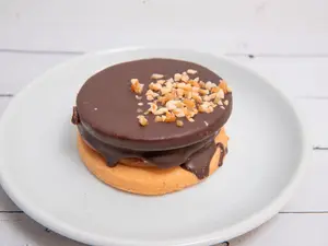 Alfajor sable baño chocolate