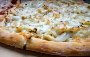 Pizza fuga con jamon (8 p)