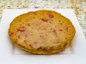 Tartín de jamón, queso y huevo