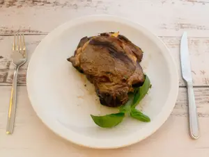 Bife De Chorizo Con Fritas