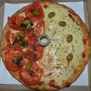 1/2 Jamón 1/2 Provolone Grande