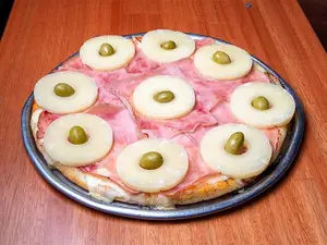 Ananá y jamón grande
