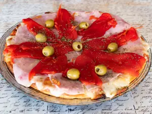 Jamón y morrones barrilete