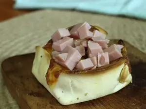 Queso, cebolla y panceta