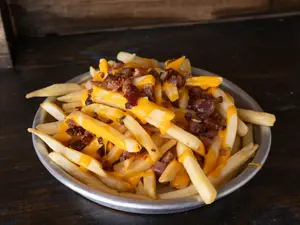 Papas Con Cheddar Y Baccon