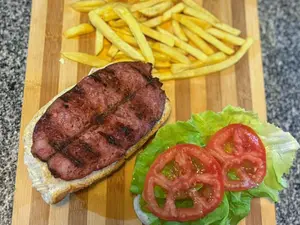 Choripan completo + papas
