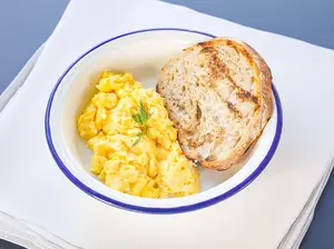 Huevos revueltos