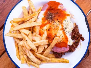 Milanesa napolitana